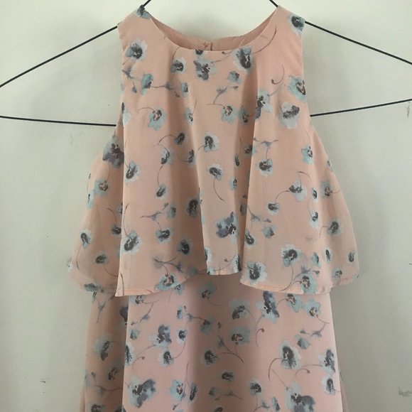 BCBGirls Waterfall Poppies Dress - Picture 4 of 12